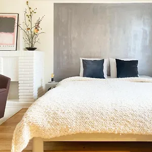 https://bb-expo-house.hotelsantwerp.net