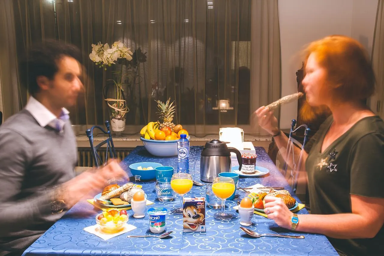 *****  Mariakerke  Sable D'O -Vlak Aan De Zee- Bed & Breakfast ベルギー