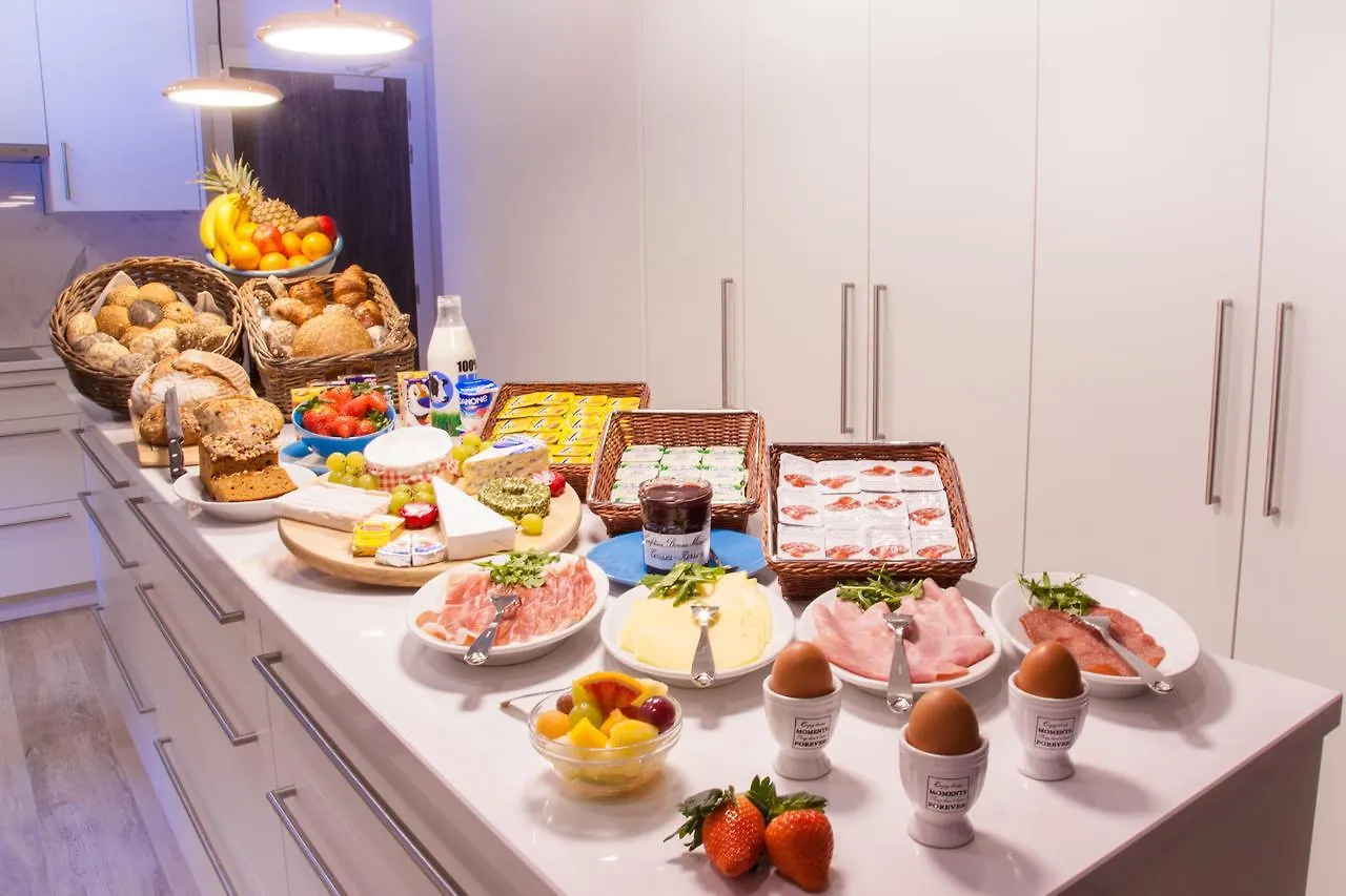 Mariakerke  Sable D'O -Vlak Aan De Zee- Bed & Breakfast ベルギー