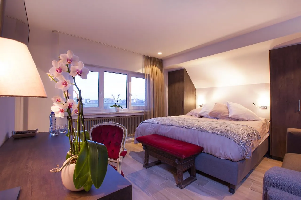 Sable D'O -Vlak Aan De Zee- Bed and Breakfast Mariakerke  Mariakerke (Belgium Coast)